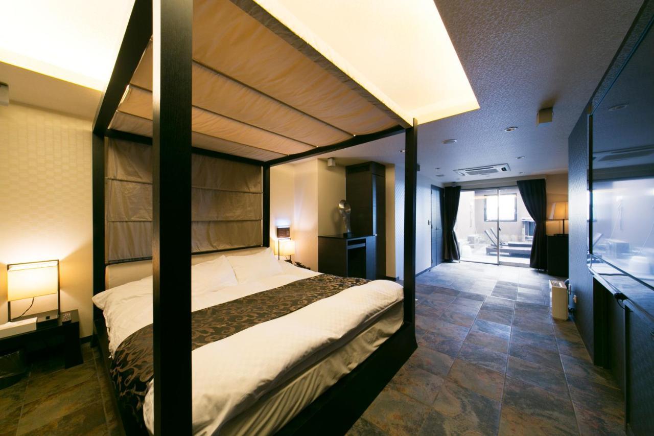 Hotel Lotus Toyonaka (Adults Only) Osaka Dış mekan fotoğraf